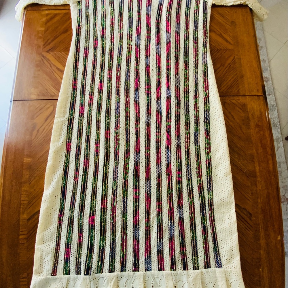Elegantly designed Custom Made African Outfit. - Picture 14 of 14